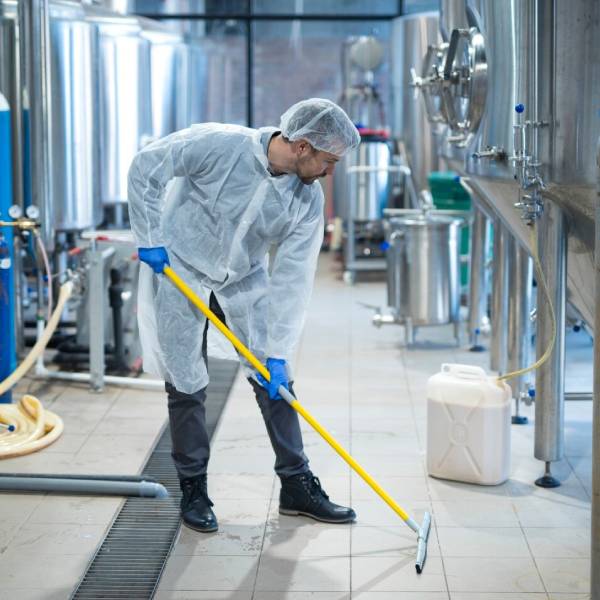 Professional warehouse cleaning services for large industrial spaces